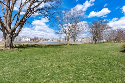 Exterior - 6465 Greenstone Loop, Dublin, OH 43016 photo 9 of 11