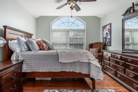 Bedroom - 6465 Greenstone Loop, Dublin, OH 43016 photo 4 of 9