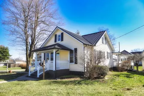12 Cliff St, Mount Vernon, OH 43050