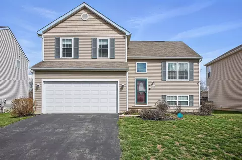 2328 Boston Mills Dr, Grove City, OH 43123