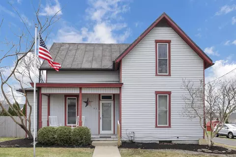 65 N Hartford Ave, Centerburg, OH 43011