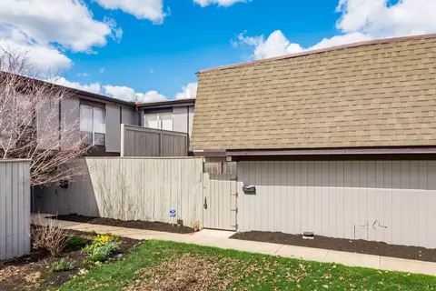 737 Worthington Forest Pl #BLDG 2B, Columbus, OH 43229