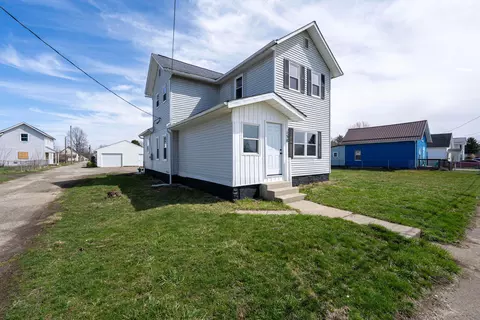 158 S 6th St, Newark, OH 43055