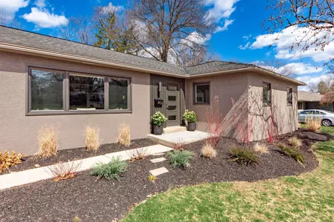 1452 Trentwood Rd, Columbus, OH 43221