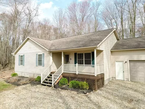 264 Westmoreland Dr, Howard, OH 43028