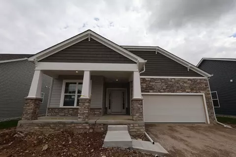 3073 Mckinney Rd, Grove City, OH 43123