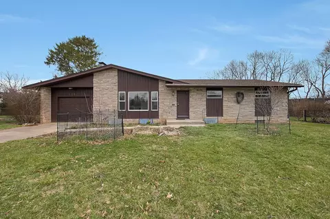 4392 Kendale Rd N, Columbus, OH 43220