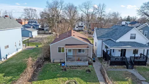 1637 Genessee Ave, Columbus, OH 43211
