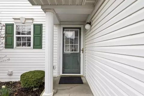 1982 Hoadley Dr #9D, Columbus, OH 43228 photo 5