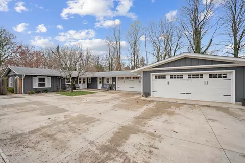 1415 Granville Rd, Newark, OH 43055