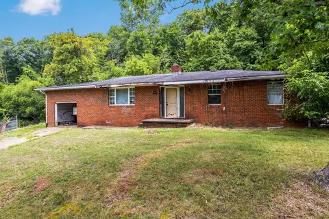 880 E Bethel Church Rd, Gallipolis, OH 45631