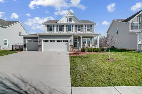 387 Crownover Way, Lewis Center, OH 43035