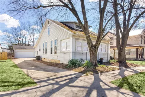 324 S Court St, Marysville, OH 43040