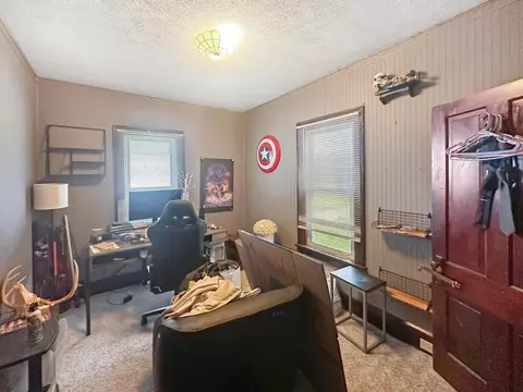 113 Chestnut St SE, Corning, OH 43730 photo 6
