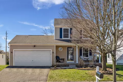 226 Hayfield Dr, Delaware, OH 43015