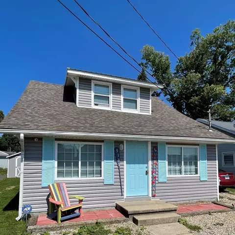 5138 Walnut Rd, Buckeye Lake, OH 43008