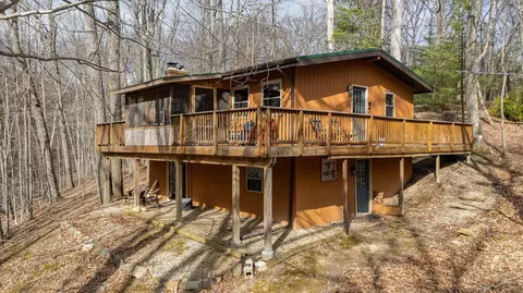 419 Wintun Ct, Sugar Grove, OH 43155