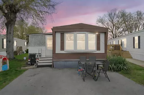 135 Tanglewood Ct, South Bloomfield, OH 43103