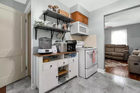 21 Fourth St, Shelby, OH 44875 photo 8