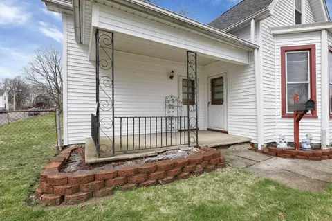Exterior - 1626 Irwin Ave, Springfield, OH 45505 photo 4 of 14