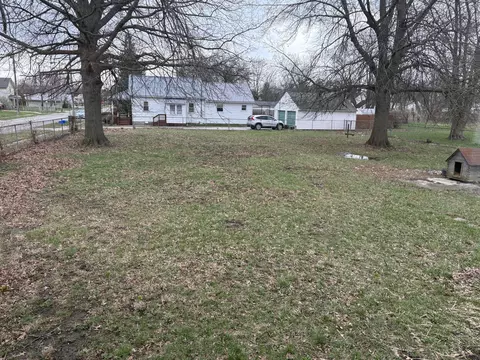 Exterior - 309 E Mark St, Marion, OH 43302 photo 4 of 5