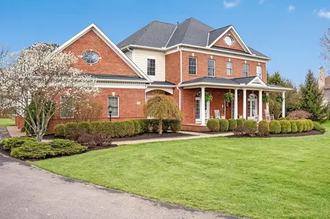 6724 Linda Ln, Sunbury, OH 43074