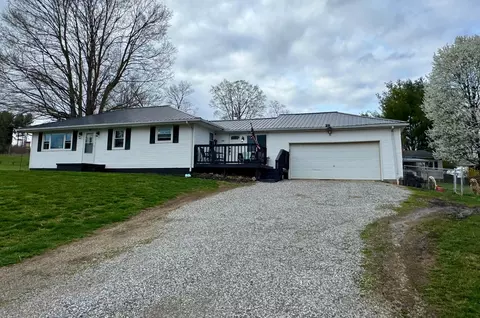 11430 Gay St, Laurelville, OH 43135 photo 3