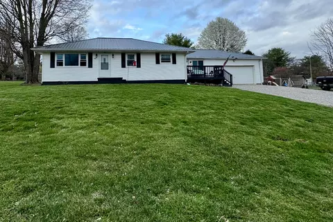 11430 Gay St, Laurelville, OH 43135