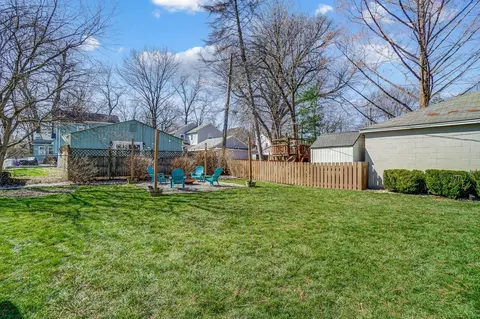 Exterior - 533 E Torrence Rd, Columbus, OH 43214 photo 13 of 16