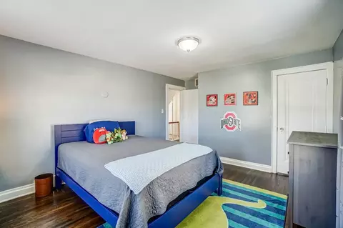 Bedroom - 533 E Torrence Rd, Columbus, OH 43214 photo 6 of 8