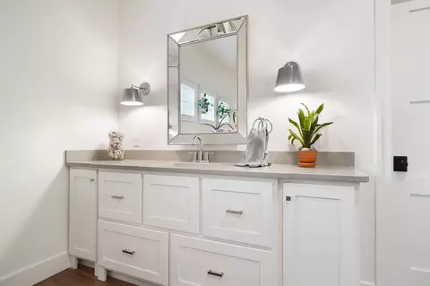 Bath - 103 Thomaston Trl, Springfield, OH 45503 photo 7 of 12