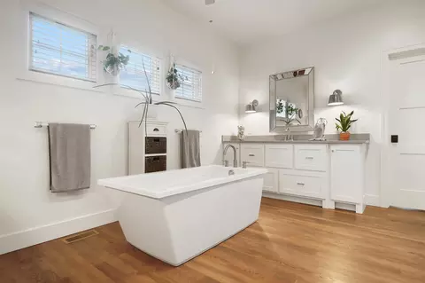 Bath - 103 Thomaston Trl, Springfield, OH 45503 photo 3 of 12