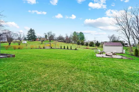 Exterior - 103 Thomaston Trl, Springfield, OH 45503 photo 20 of 20