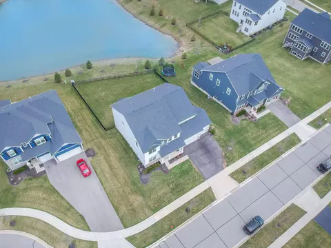 View/Area - 4454 Robert Ct, Powell, OH 43065 photo 3 of 8