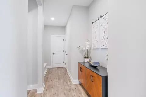 Entry Way - 4454 Robert Ct, Powell, OH 43065 photo 4 of 13
