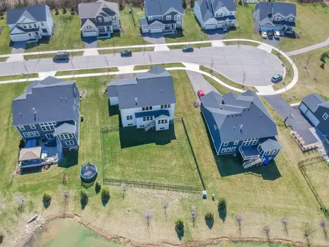 View/Area - 4454 Robert Ct, Powell, OH 43065 photo 1 of 8