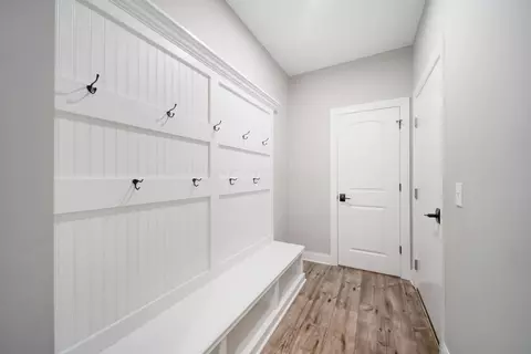 Entry Way - 4454 Robert Ct, Powell, OH 43065 photo 5 of 13