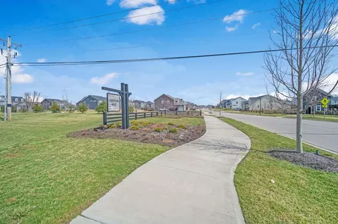 View/Area - 4454 Robert Ct, Powell, OH 43065 photo 8 of 8