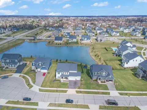 View/Area - 4454 Robert Ct, Powell, OH 43065 photo 6 of 8