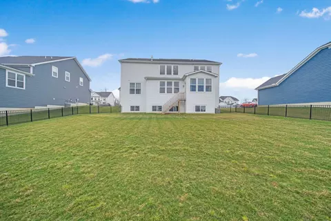 Exterior - 4454 Robert Ct, Powell, OH 43065 photo 5 of 11