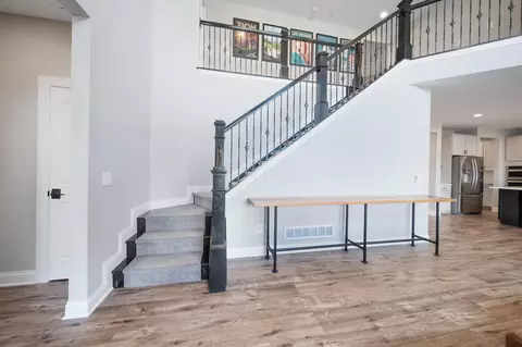 Entry Way - 4454 Robert Ct, Powell, OH 43065 photo 10 of 13