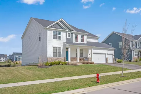 Exterior - 4454 Robert Ct, Powell, OH 43065 photo 4 of 11