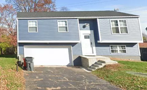 2520 Dolores Dr, Grove City, OH 43123
