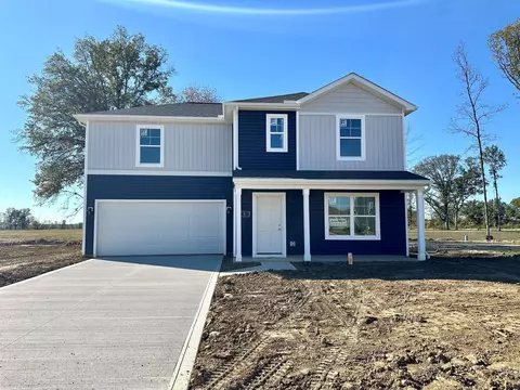 5 Sawmill Dr, Ashville, OH 43103