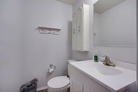 Bath - 3034 Colony Ln, Springfield, OH 45503 photo 1 of 3