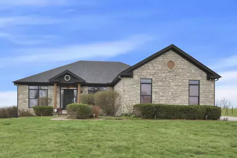 5250 Coakley Rd NW, Carroll, OH 43112