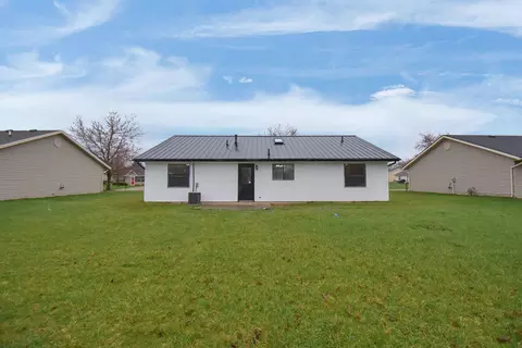 Exterior - 2169 Amarillo Ave, Springfield, OH 45503 photo 3 of 6