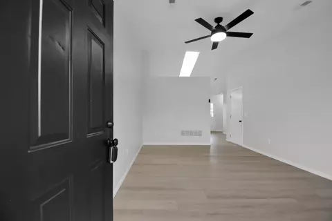 Entry Way - 2169 Amarillo Ave, Springfield, OH 45503 photo 1 of 3