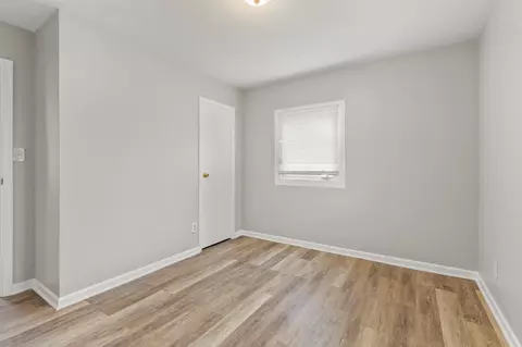Bedroom - 3228 E 12th Ave, Columbus, OH 43219 photo 2 of 2