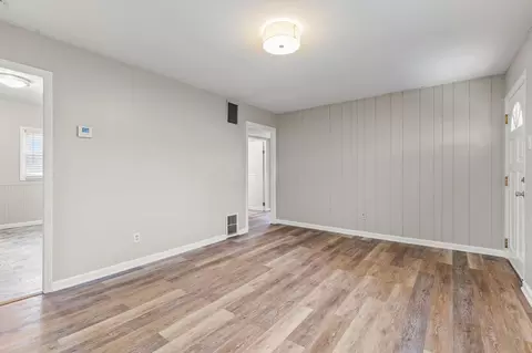 Living - 3228 E 12th Ave, Columbus, OH 43219 photo 2 of 2